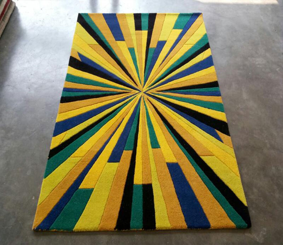 Hand Tufted Carpet Manufacturer and Exporter in India